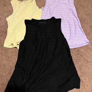ZYIA Women's Tank Tops - Black, Yellow, Lavender size small
